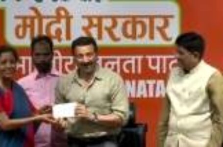 Bollywood actor Sunny Deol on Tuesday joined the BJP at party’s HQ in New Delhi