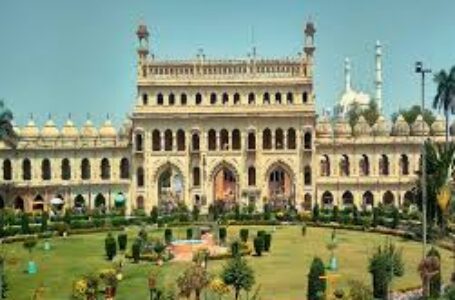 Video of girl dacncing at Lucknow’s Bada Imambara goes viral;dress code for women issued