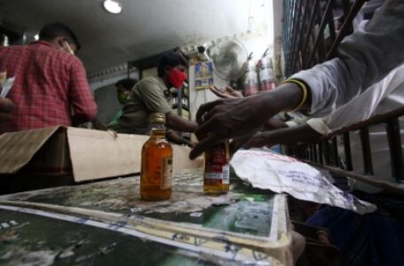 Bihar spurious liquor case: Death toll mounts to 8, SHO suspended