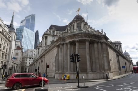 Bank of England raises interest rate to tackle rising inflation