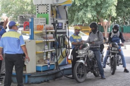Delhi govt to soon make PUC certificate mandatory for filling fuel