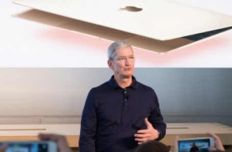 Apple CEO earned $98.7 mn in stock, salary in 2021: Report