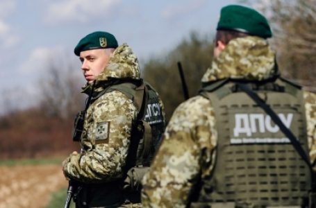 Ukraine says has wiped out Chechen forces sent to assassinate Zelensky