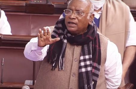 Kharge emerging as top candidate for Congress Prez, Gehlot still in race: Sources