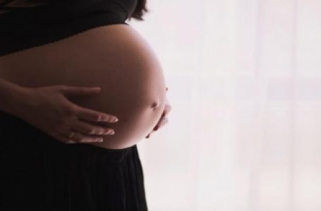 Ibuprofen, paracetamol in pregnancy ups preterm, stillbirth risks by 50%