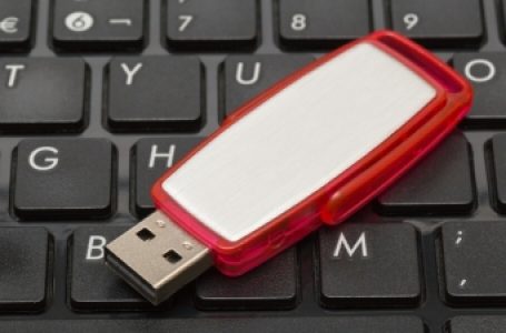 Japanese man on a night out loses USB stick with entire city’s personal details