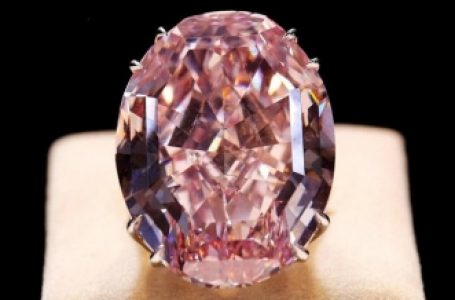 Largest pink diamond in 300 years discovered in Angola