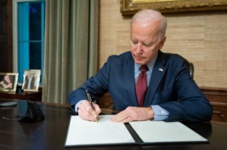 Biden signs new executive order to help ensure access to abortion