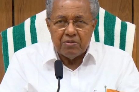 Pinarayi Vijayan gives dressing-down to media at scribes’ meet