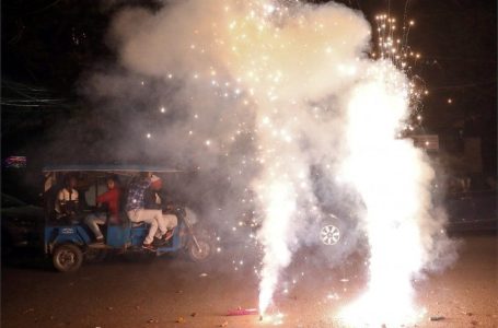 RSS body says ban on firecrackers ‘unscientific’, slams AAP govt  