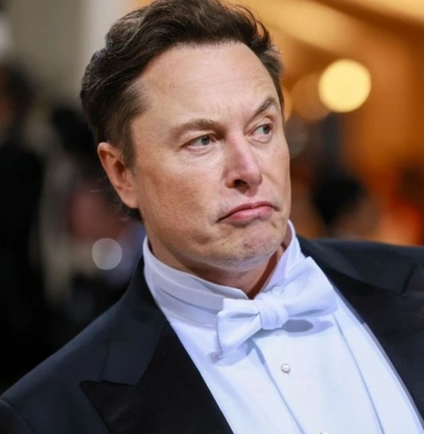Musk loses world's richest man's title to Bernard Arnault - India News  Stream