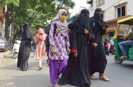 Controversy erupts in K’taka over decision to build colleges for Muslim girls