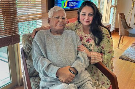 Praise pours in for Lalu’s daughter for donating kidney to dad, BJP leaders included