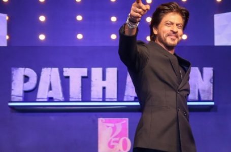 Fan asks SRK for ‘real’ box-office earnings of ‘Pathaan’, he replies: ‘5000 cr pyaar’