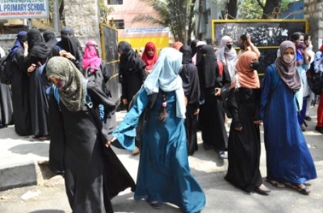 Hijab not allowed during exams: K’taka Education Minister