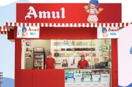Amul hikes milk price by Rs 2/ltr in Gujarat