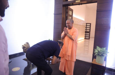 Rajinikanth seeks Yogi Adityanath’s blessings, to visit Ayodhya today