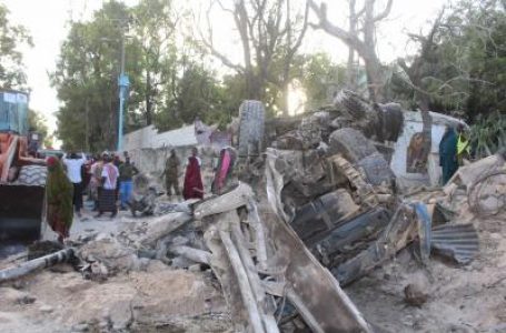 20 killed in suicide car bombing in Somalia