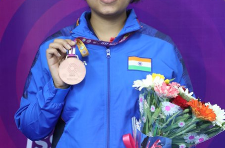 Asian Games: Sift Kaur Samra bags gold for India in 50m rifle 3-position; Ashi claims bronze