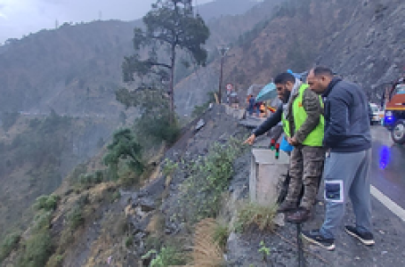 10 killed as cab plunges into deep gorge in J&K
