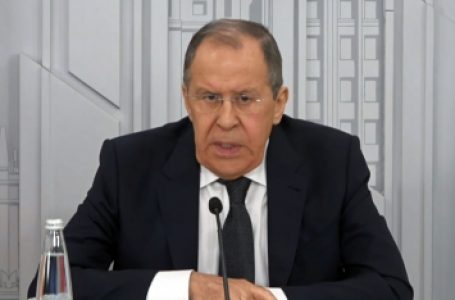 Russian FM says West teetering on brink of direct nuclear conflict