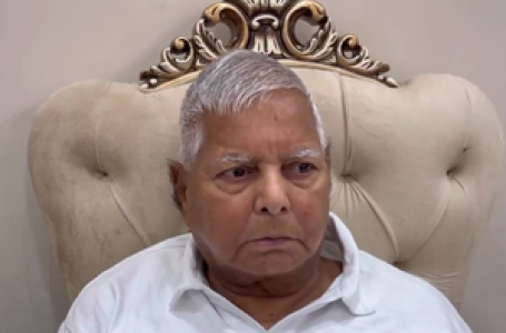 Lalu Prasad demands Nitish Kumar’s resignation after Centre rejects Bihar’s special status