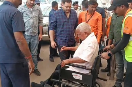 Lalu, Tejashwi join AIMPLB’s protest against Waqf (Amendment) Bill in Patna, assure support