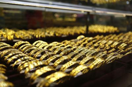 India has 879.59 metric tonnes of gold, 511.99 MT held domestically: RBI