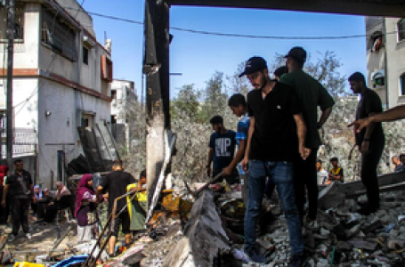 Israeli army calls up tens of thousands of reservists to expand Gaza offensive