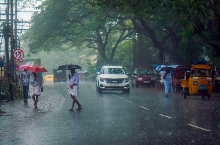 Monsoon sets in over Kerala ahead of schedule