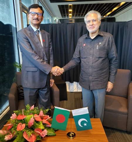 Pakistan and Bangladesh discuss ‘regional stability’