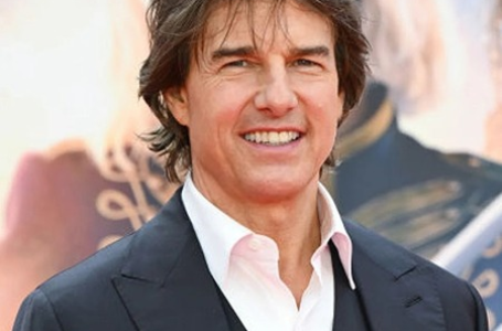 Tom Cruise wants to make a Bollywood movie