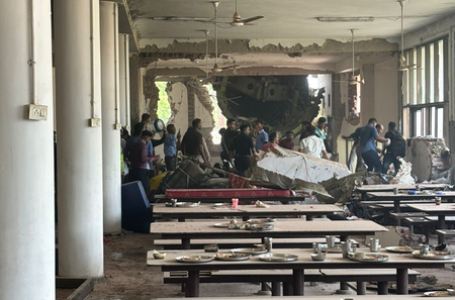 Air India plane crashes into intern doctors’ hostel; robbery reported at rescue site