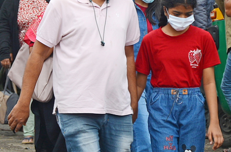 Gujarat records 235 new Covid cases, health officials advise precautions