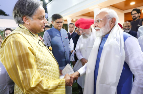 Have difference of opinion with the Congress leadership, reveals Shashi Tharoor