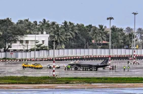 UK F-35 fighter jet makes emergency landing at Thiruvananthapuram airport