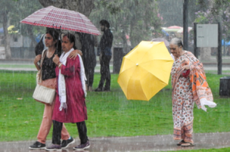 Yellow alert for rain in Delhi-NCR for next 5 days, temperature drops