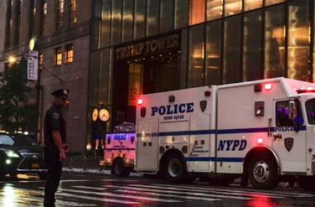 Five dead in shooting at New York office building, suspect killed