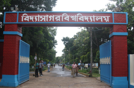 Slugfest erupts over Bengal university exam paper referring to freedom fighters as ‘terrorists’