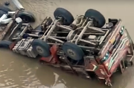 Vadodara bridge collapse: Death toll rises to 9, PM Modi expresses grief