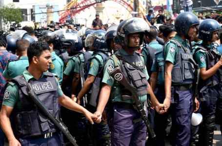 Bangladesh: 50 injured in police crackdown on students protesting outside Yunus’ residence