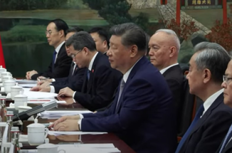 Dragon and elephant can dance together, says Xi Jinping during talks with PM Modi
