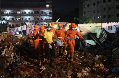 Maha building collapse: Death toll reaches 17; Prez Murmu condoles loss of lives