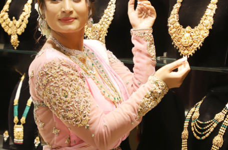 Gold, silver prices hit record high amid global uncertainties