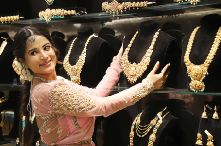 Gold surges Rs 1,700, silver jumps Rs 1,200 to hit fresh all-time highs