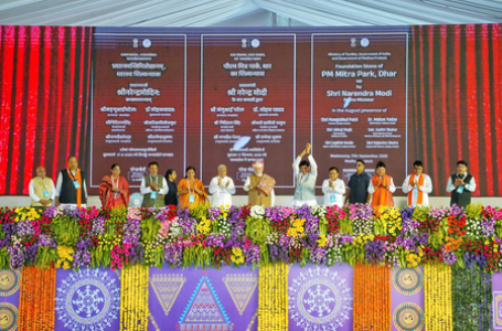 Swadeshi spirit soars as PM Modi unveils India’s largest ‘Textile Park’ in MP