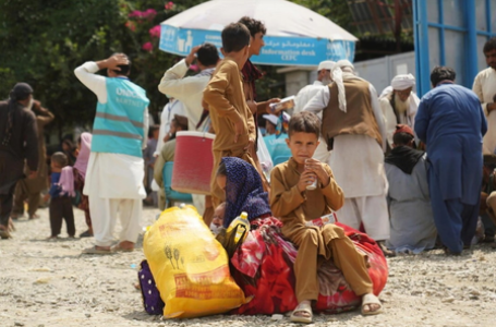 UNHCR urges Pakistan to stop deporting vulnerable Afghan asylum seekers