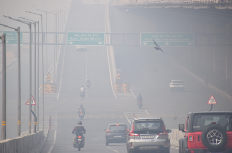 Delhi’s air pollution levels on Diwali surge to dangerous highs: Report