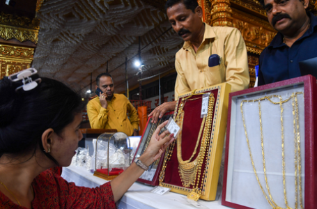Gold, silver purchases surge on Dhanteras, festive buying likely to surpass Rs 50,000 crore