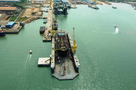 Great danger signal 10 at Kakinada Port as cyclone Montha nears Andhra Pradesh coast